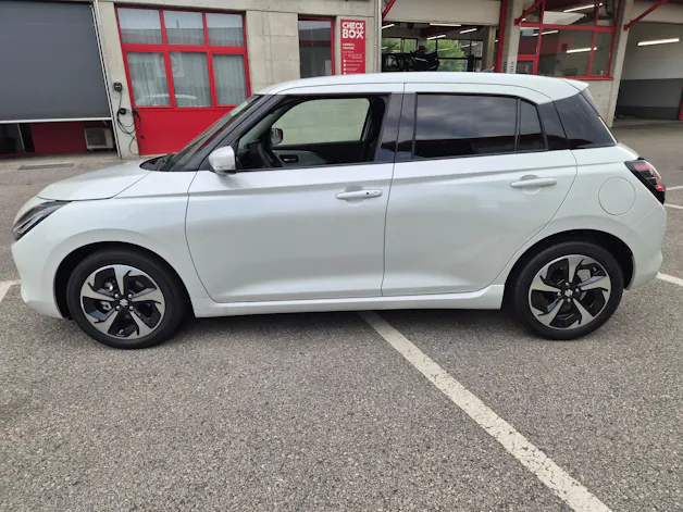 Suzuki Swift 1.2 Compact Top Hybrid