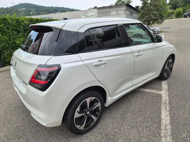 Suzuki Swift 1.2 Compact Top Hybrid