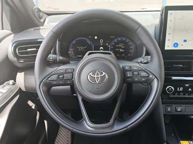 Toyota Yaris Cross 1.5 VVT-i HSD Premium AWD-i