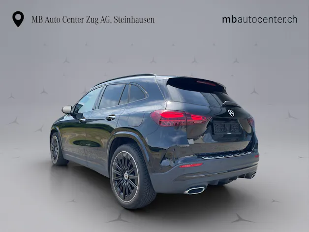 MERCEDES-BENZ GLA 200 Night Star AMG Line