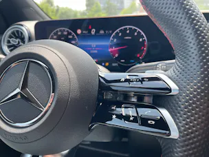 MERCEDES-BENZ GLA 200 Night Star AMG Line