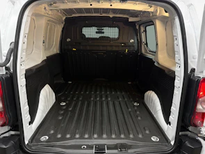 Fahrzeugbild OPEL Combo-e Cargo 2.4 t Electric