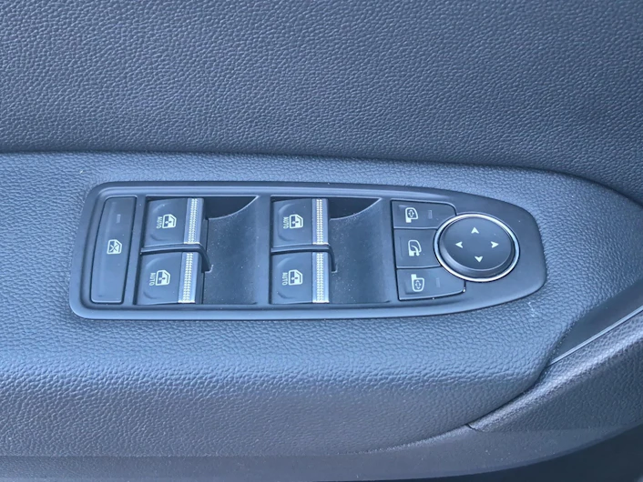 Fahrzeugbild MITSUBISHI ASX
