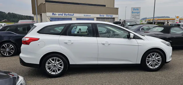 Ford Focus Station Wagon 1.6i Ti-VCT 125 Titanium