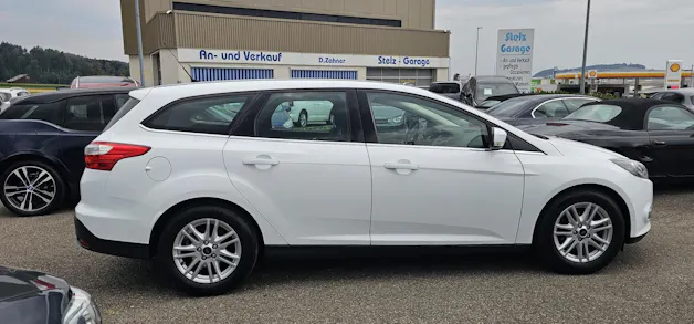 Ford Focus Station Wagon 1.6i Ti-VCT 125 Titanium