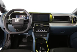 https://vehicle.imgix.net/4418527/f9d390f8-c895-407f-97e5-b60d0cbb301f.jpg