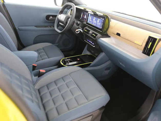 Fiat Grande Panda 1.2 Hybrid La Prima