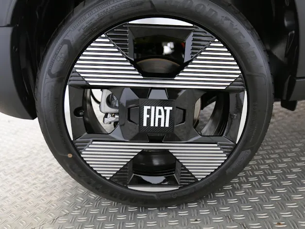 Fiat Grande Panda 1.2 Hybrid La Prima