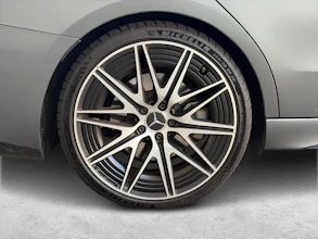 https://vehicle.imgix.net/4418549/9e8b3750-255b-4693-905c-44722054d6c4.jpg