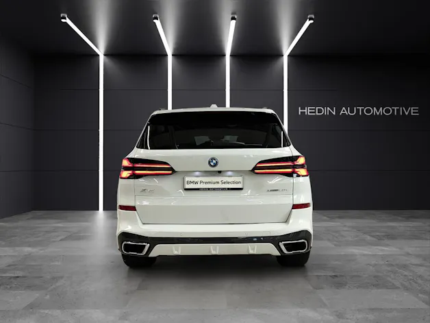 BMW X5 50e xDrive Attraktiven Leasingzinssatz ab 1,9 % bei Abschluss einer BMW Fahrzeugversicherung.