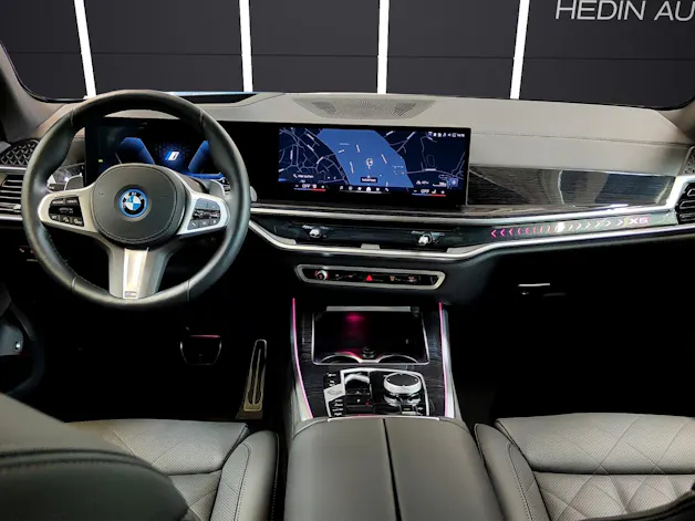 BMW X5 50e xDrive Attraktiven Leasingzinssatz ab 1,9 % bei Abschluss einer BMW Fahrzeugversicherung.