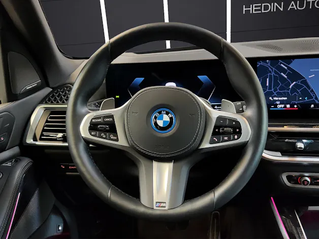 BMW X5 50e xDrive Attraktiven Leasingzinssatz ab 1,9 % bei Abschluss einer BMW Fahrzeugversicherung.