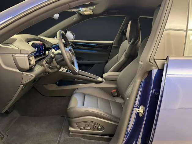 Porsche Macan 4