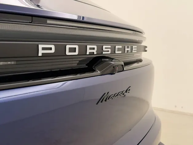 Porsche Macan 4