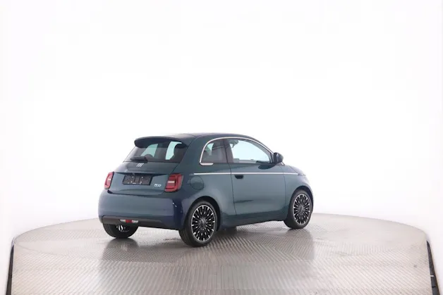 Fiat 500 La Prima