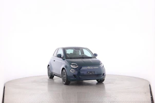 immagine del veicolo FIAT 500 La Prima