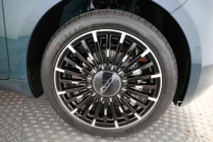 immagine del veicolo FIAT 500 La Prima