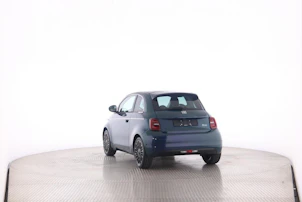 immagine del veicolo FIAT 500 La Prima