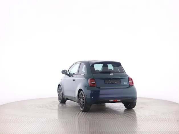Fiat 500 La Prima