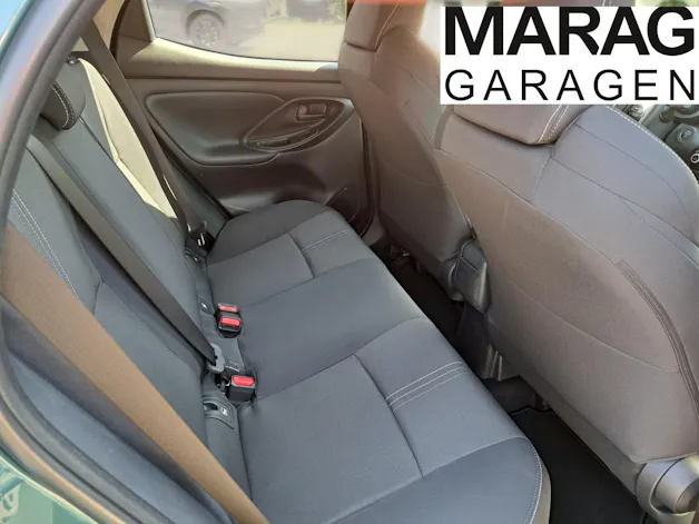 Toyota Yaris 1.5 VVT-i HSD Trend
