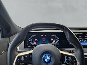 BMW iX xDrive40 M Sport i20 (CH) AHK ** Action de Leasing à 0.9% **