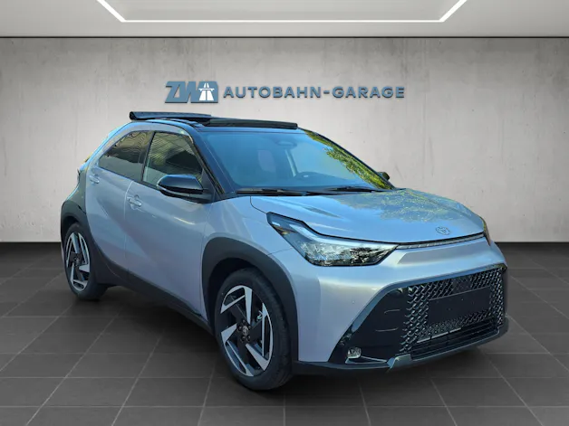 Toyota Aygo X 1.5 VVT-i HSD Style