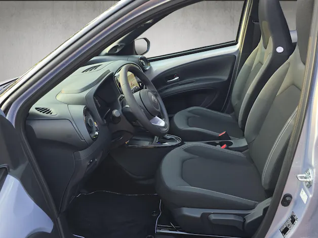 Toyota Aygo X 1.5 VVT-i HSD Style