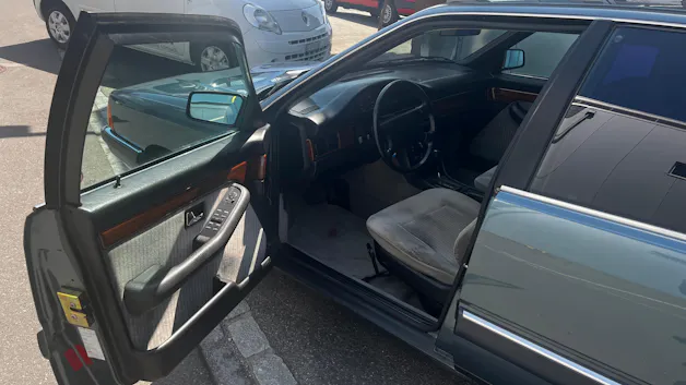 Audi 100 2.3 E