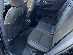 VOLVO EX40 Twin Black Edition AWD