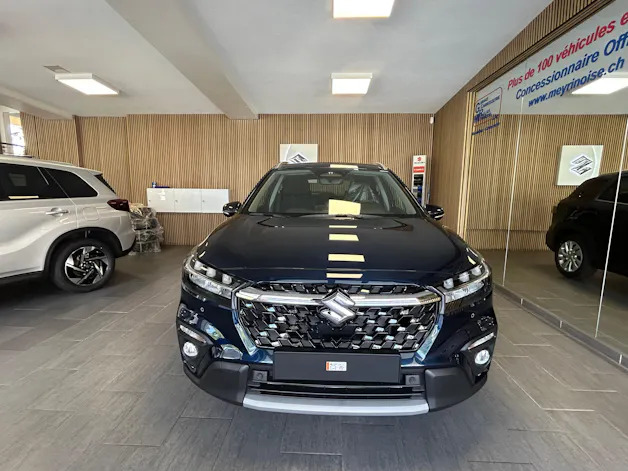 Suzuki S-Cross 1.4 T Piz Sulai Hybrid 4x4 4 ROUES HIVER OFFERT