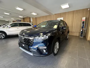 Suzuki S-Cross 1.4 T Piz Sulai Hybrid 4x4 4 ROUES HIVER OFFERT