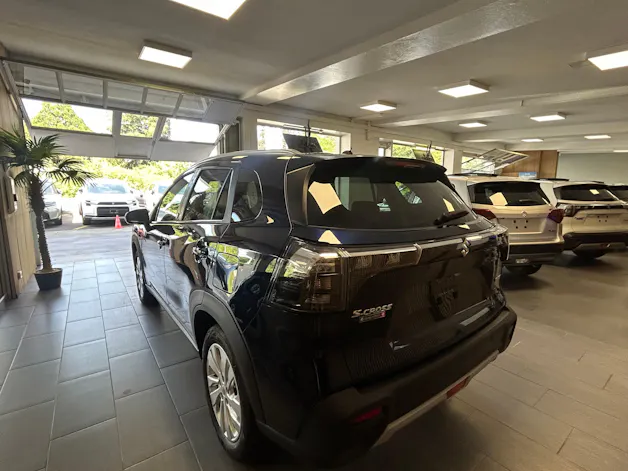 Suzuki S-Cross 1.4 T Piz Sulai Hybrid 4x4 4 ROUES HIVER OFFERT