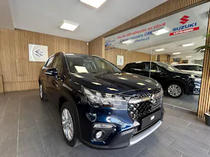 Suzuki S-Cross 1.4 T Piz Sulai Hybrid 4x4 4 ROUES HIVER OFFERT