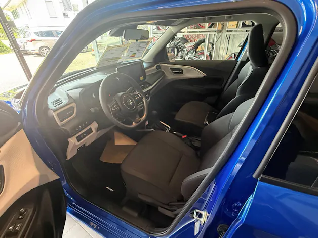 Suzuki Swift 1.2 Compact Top Hybrid