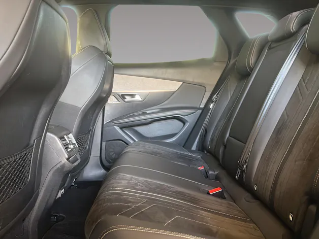 PEUGEOT 3008 1.5 BlueHDi GT Pack