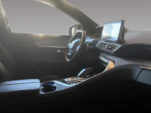 PEUGEOT 3008 1.5 BlueHDi GT Pack
