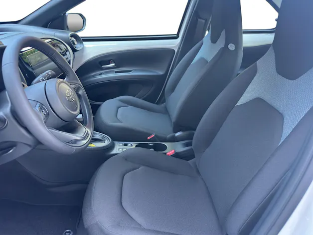 Toyota Aygo X 1.5 VVT-i HSD Comfort
