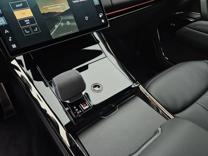 Fahrzeugbild LAND ROVER RANGE ROVER SPORT