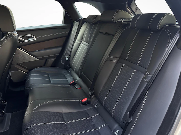 Fahrzeugbild LAND ROVER RANGE ROVER VELAR