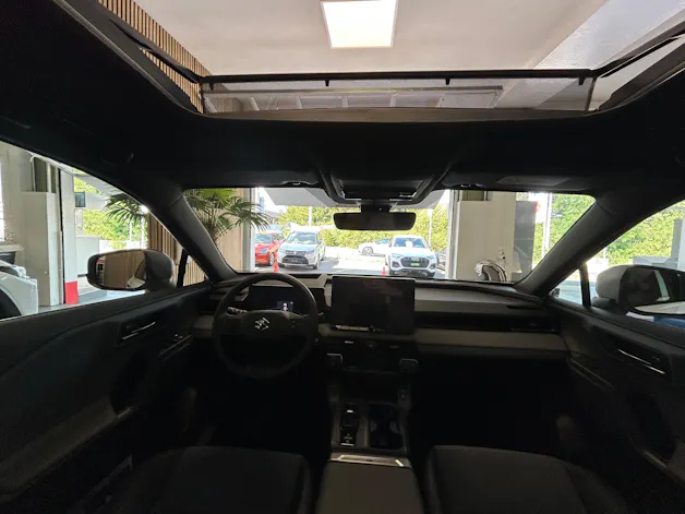 Suzuki Across 2.5 PHEV Compact Top 4x4
