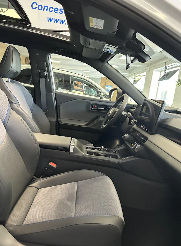 Suzuki Across 2.5 PHEV Compact Top 4x4