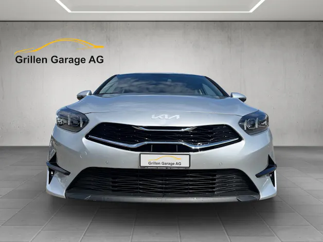 Kia Ceed 1.5 T-GDi MHEV Power