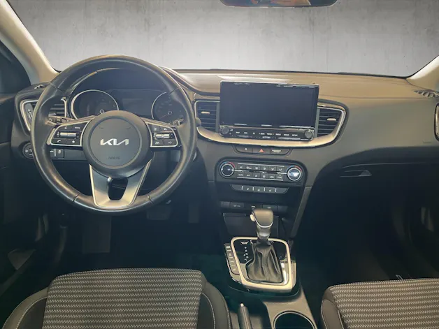 Kia Ceed 1.5 T-GDi MHEV Power