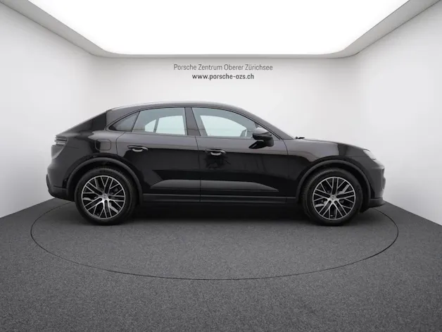 Porsche Macan 4