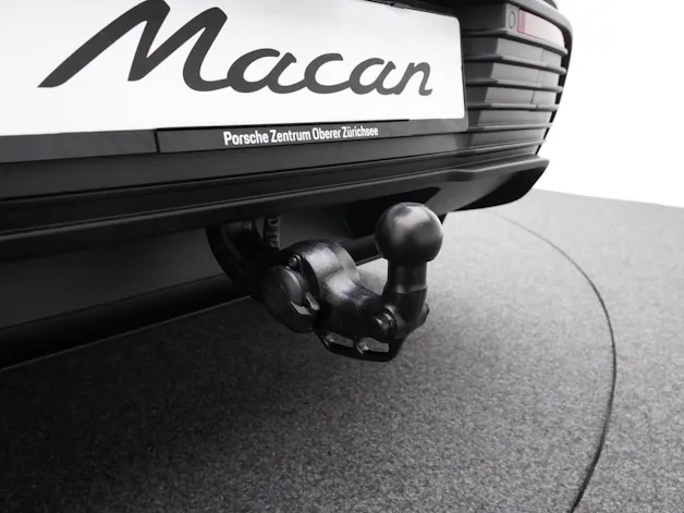 Porsche Macan 4