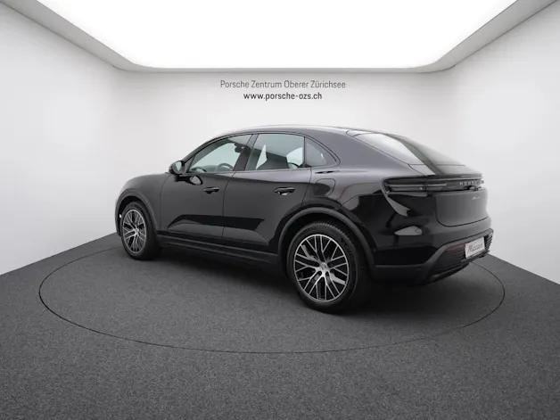Porsche Macan 4
