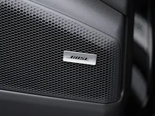PORSCHE Macan 4
