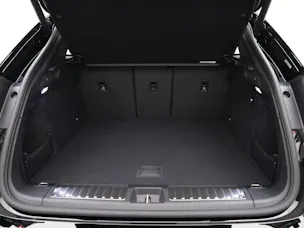 PORSCHE Macan 4