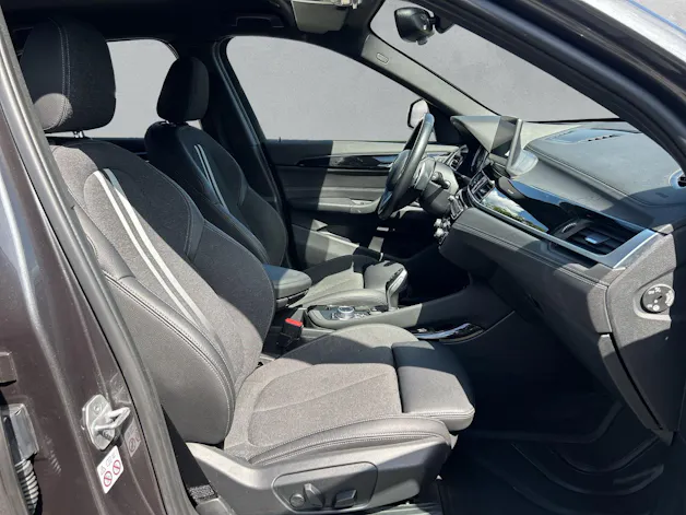 BMW X1 20i Sport Line xDrive F48 (CH9