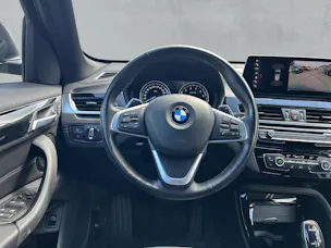 BMW X1 20i Sport Line xDrive F48 (CH9
